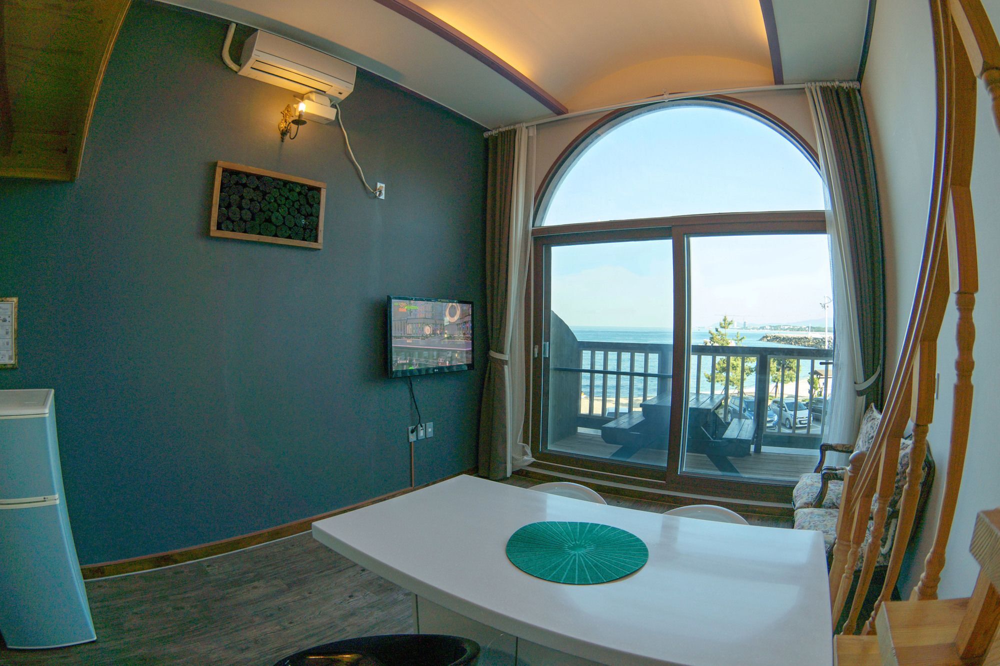 Gangneung White Beach Pension Exterior photo